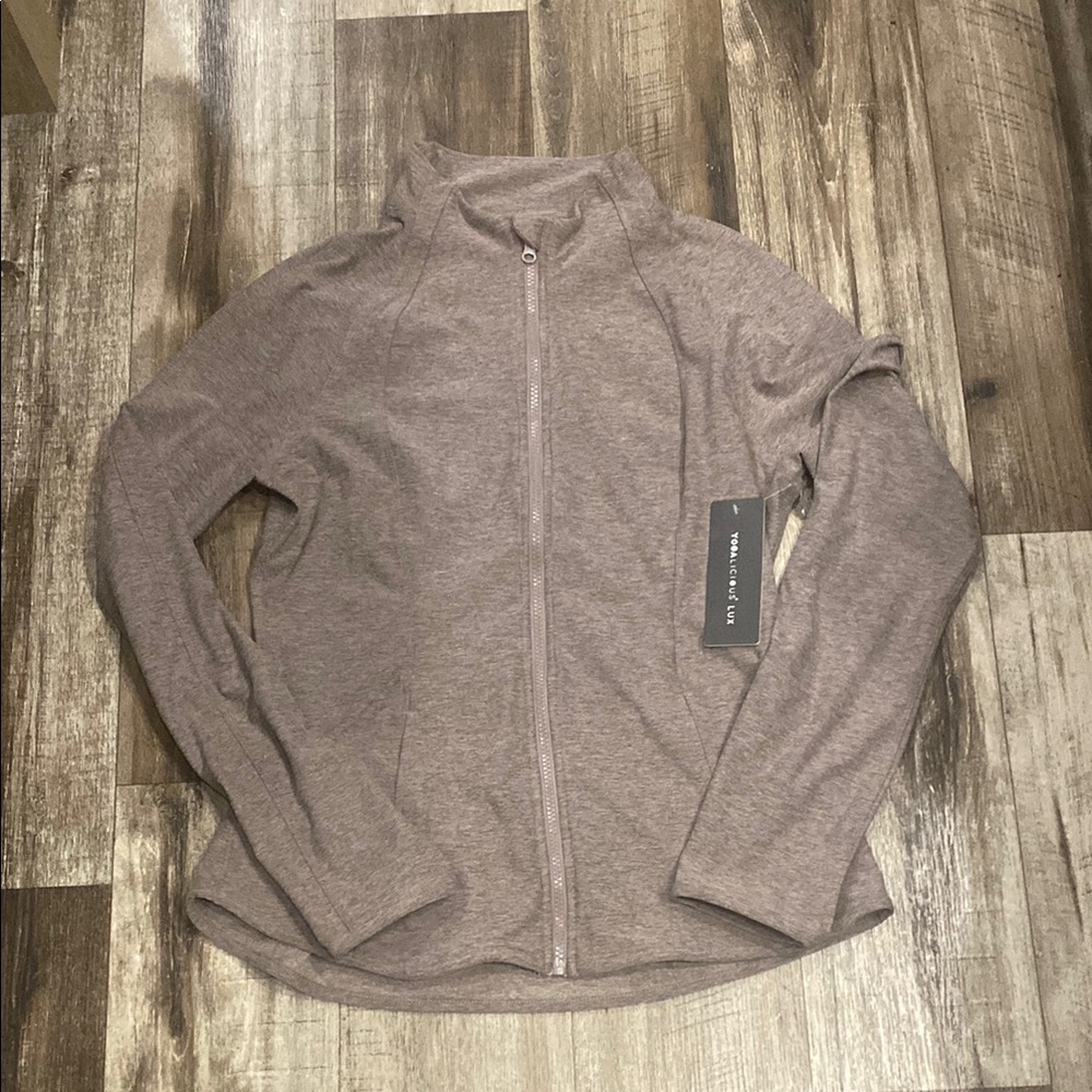 Yogalicious Lux zip up jacket. Size XL